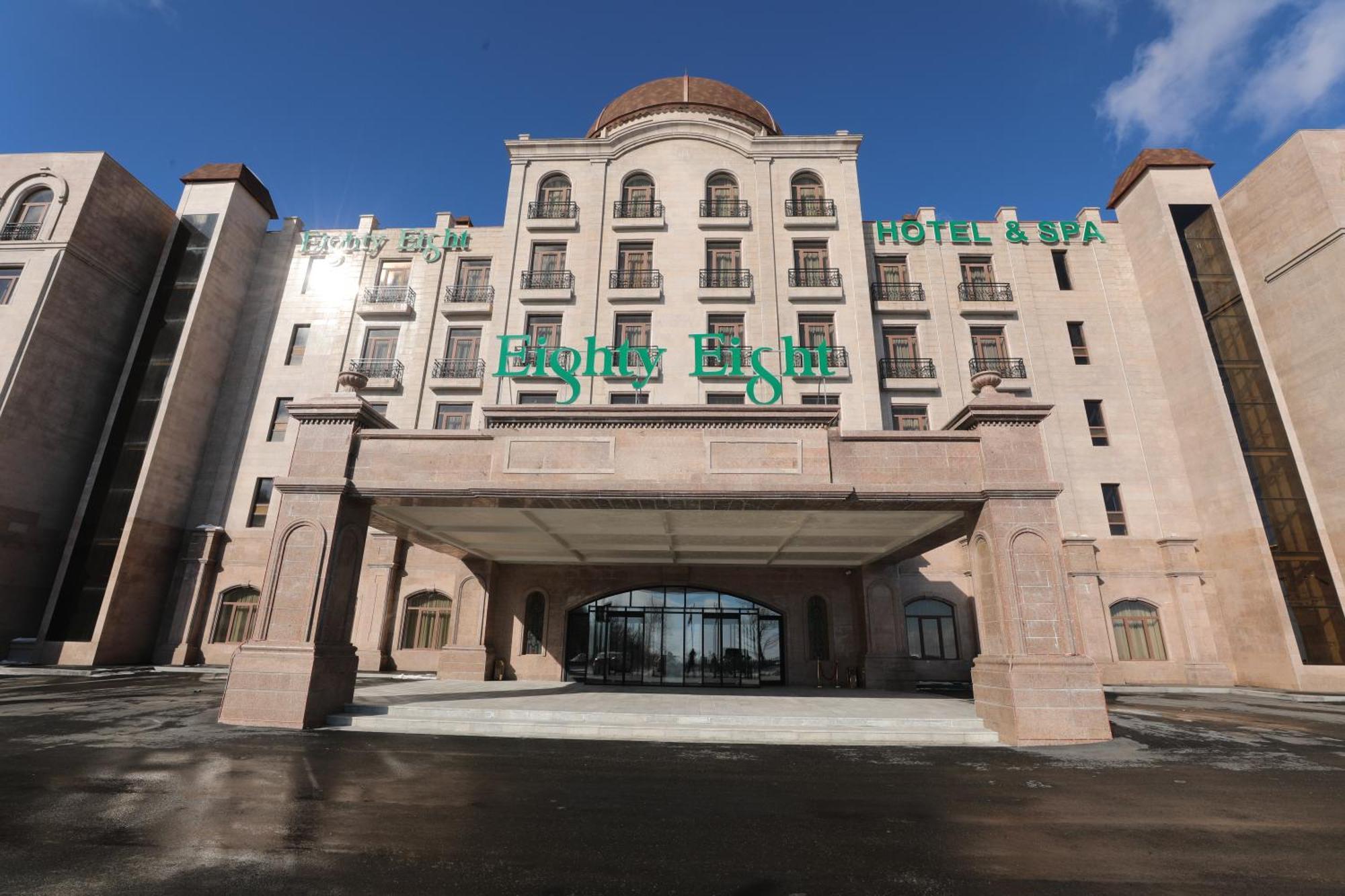 Eighty Eight Deluxe Hotel & Spa 萨克德佐尔镇 外观 照片